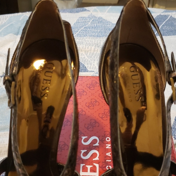 Guess Heels - Picture 6 of 8